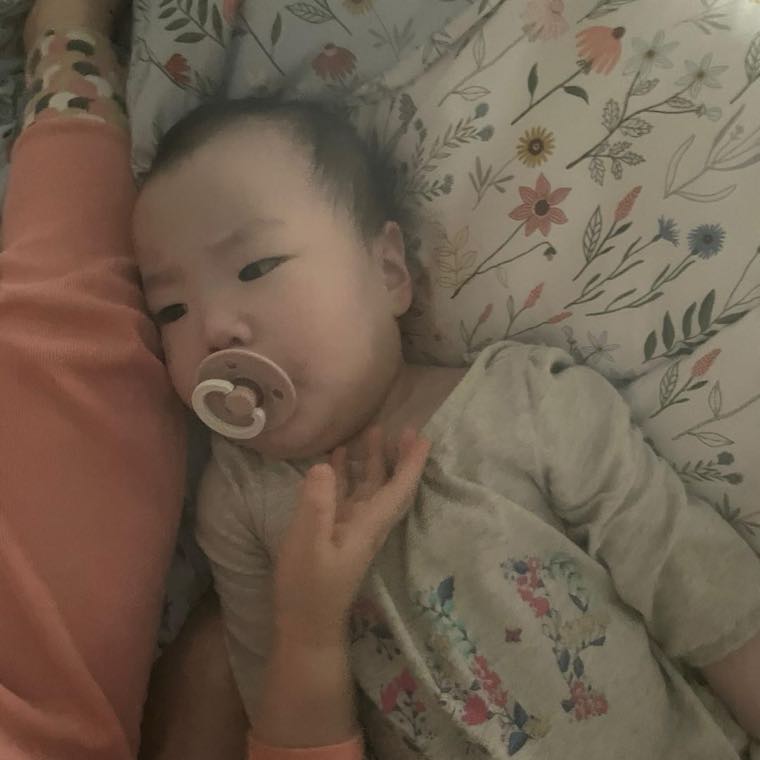 아기 장염 설사·구토, 이렇게 대처하면 안 돼요: 지사제·굶기기·이온음료 오해 5가지