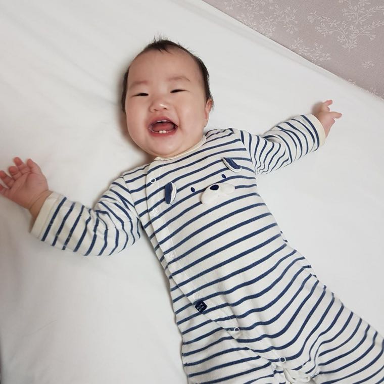 아기 언어 발달, 옹알이부터 첫 단어까지 월령별로